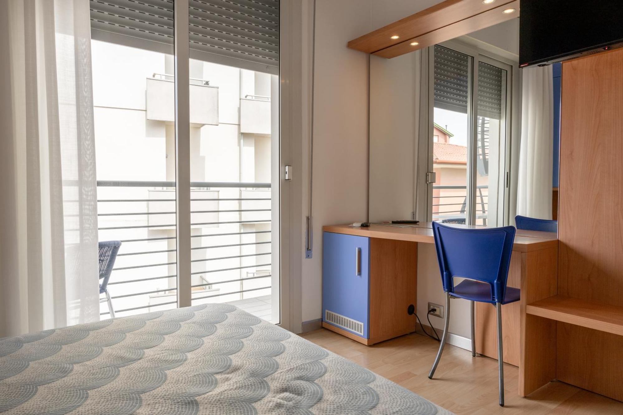Hotel Riviera Каорле Экстерьер фото